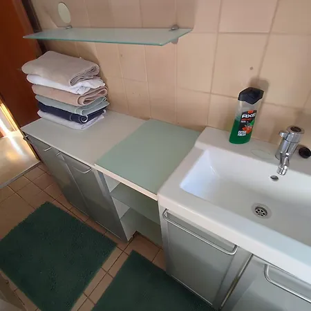 Charming With A Tranquil Balcony Garden View 威斯巴登