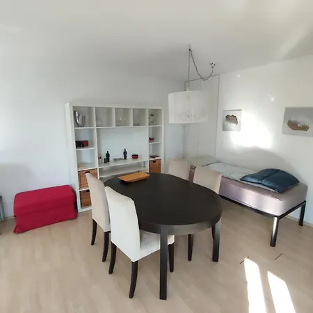 Charming With A Tranquil Balcony Garden View Apartment *