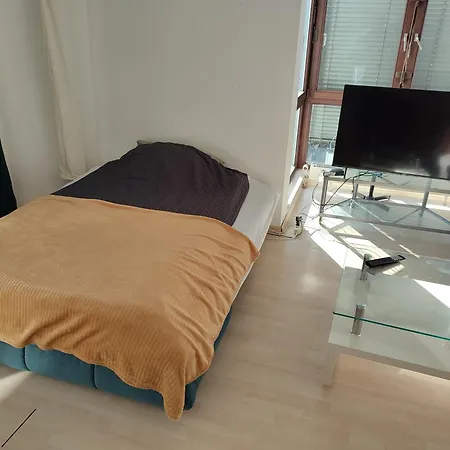 Charming With A Tranquil Balcony Garden View Apartment *