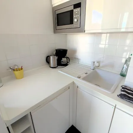 公寓 Charming With A Tranquil Balcony Garden View *