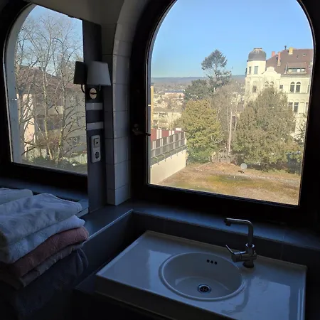 Charming With A Tranquil Balcony Garden View * Wiesbaden