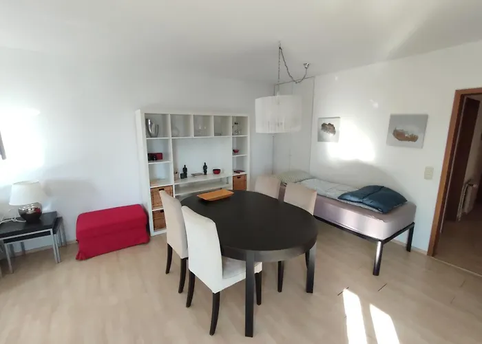 Charming With A Tranquil Balcony Garden View Апартаменты *