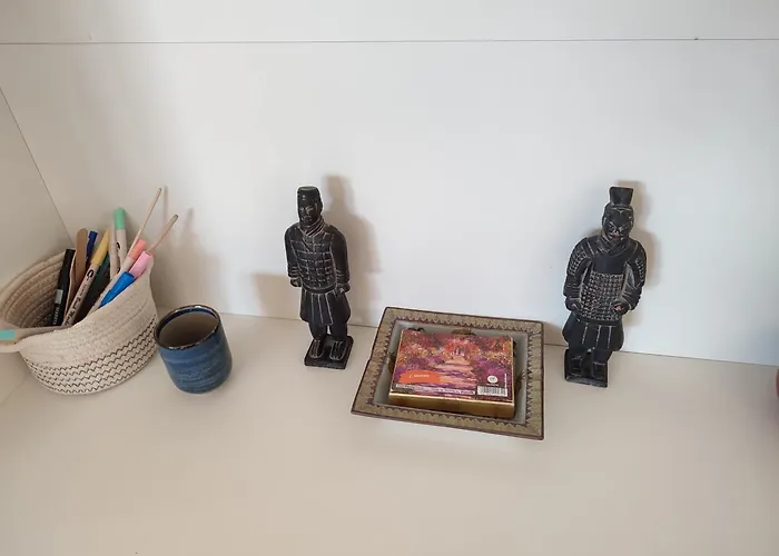 Charming With A Tranquil Balcony Garden View Висбаден