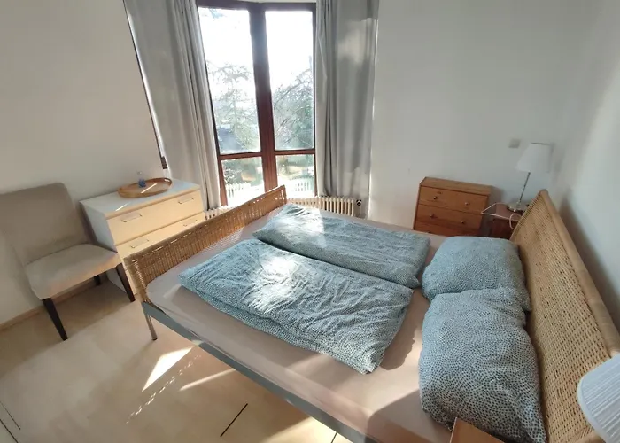 Апартаменты Charming With A Tranquil Balcony Garden View