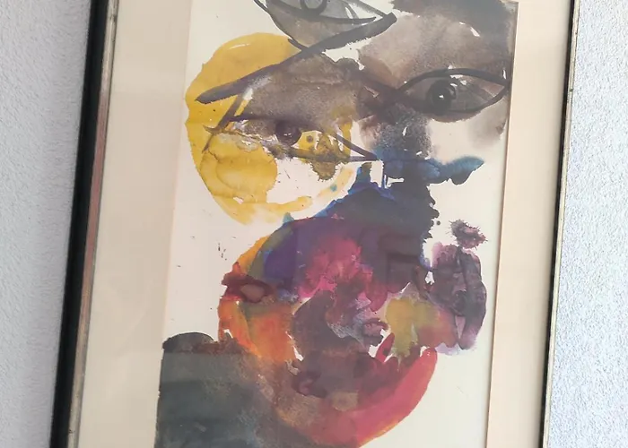 Charming With A Tranquil Balcony Garden View Висбаден