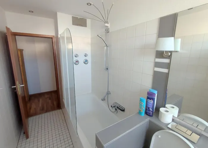 Апартаменты Charming With A Tranquil Balcony Garden View *