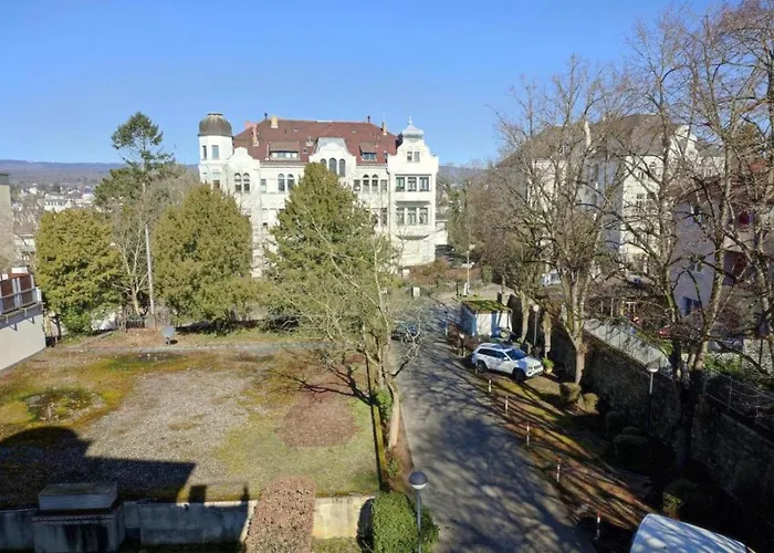 Апартаменты Charming With A Tranquil Balcony Garden View Висбаден